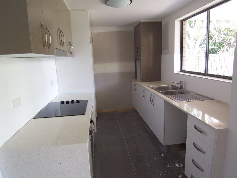 1/24 Dickenson Street, Carina QLD 4152