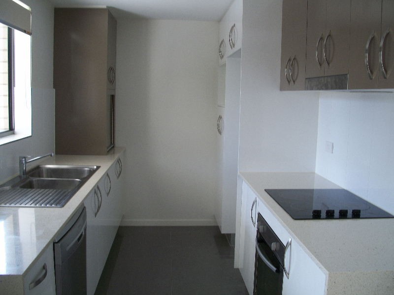 6/24 Dickenson Street, Carina QLD 4152