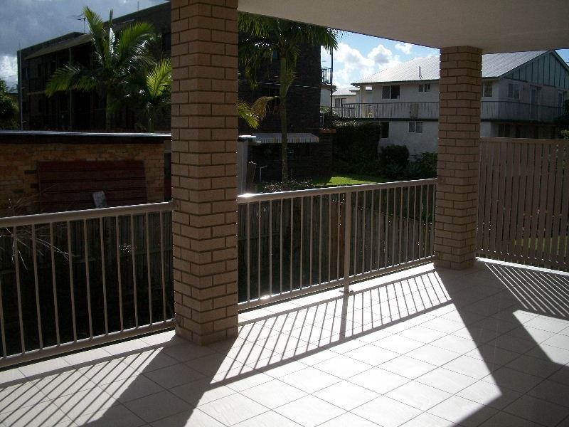 6/24 Dickenson Street, Carina QLD 4152