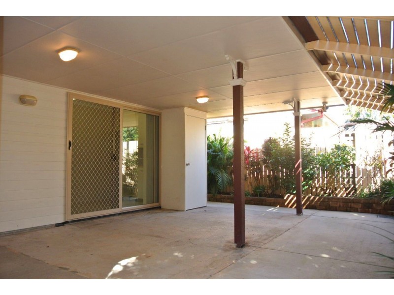 2a Beach Street, Cleveland QLD 4163