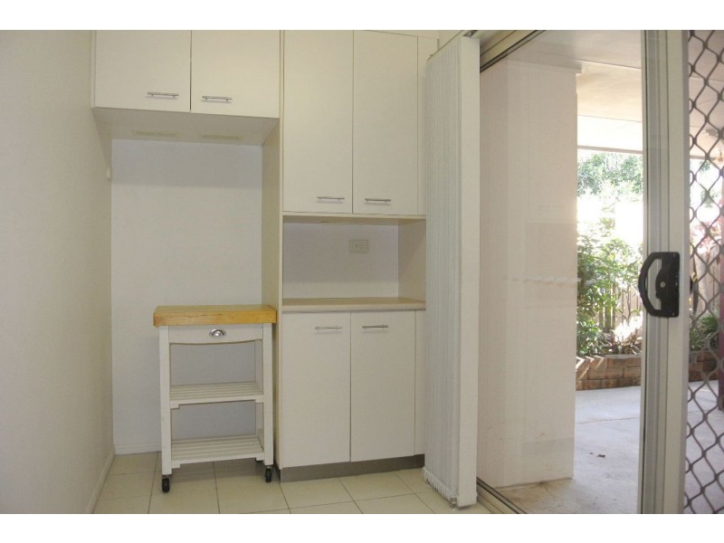 2a Beach Street, Cleveland QLD 4163