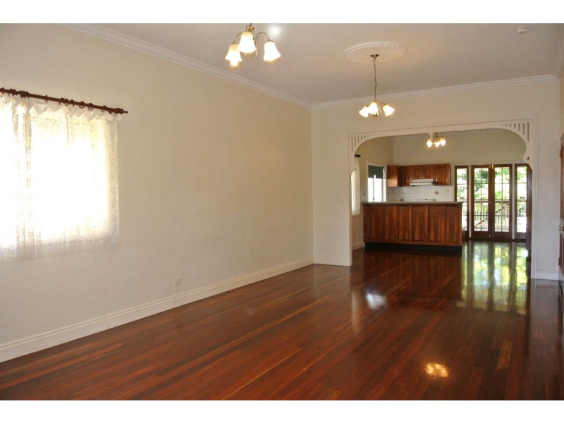 35 Wyena Street, Camp Hill QLD 4152