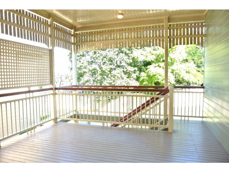 35 Wyena Street, Camp Hill QLD 4152