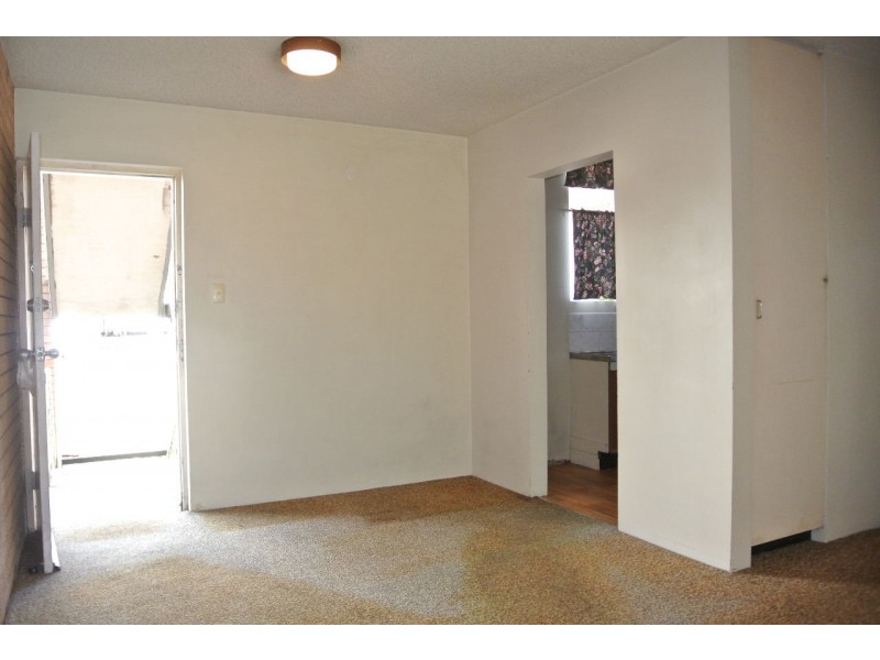 3/23 Holland Street, Greenslopes QLD 4120