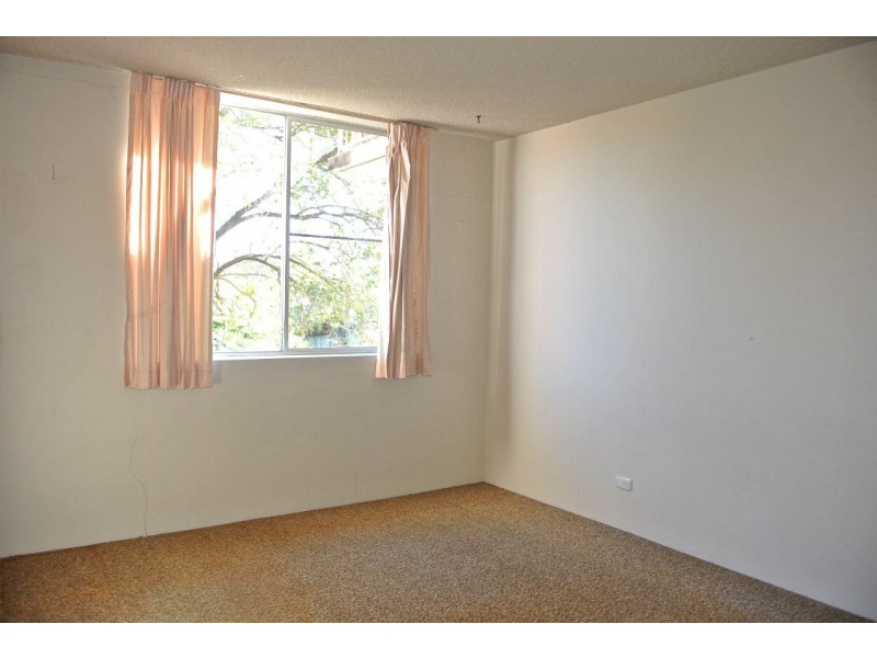 3/23 Holland Street, Greenslopes QLD 4120