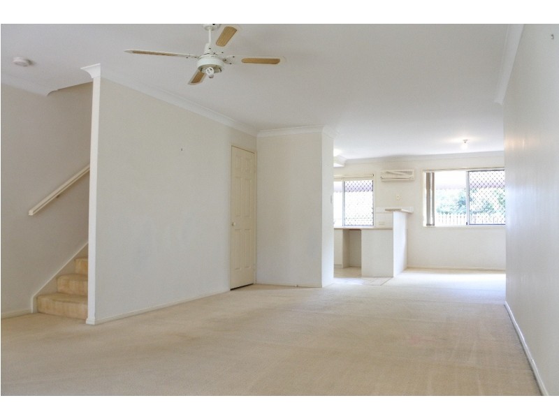 2/5 Dawson Street, Yeronga QLD 4104