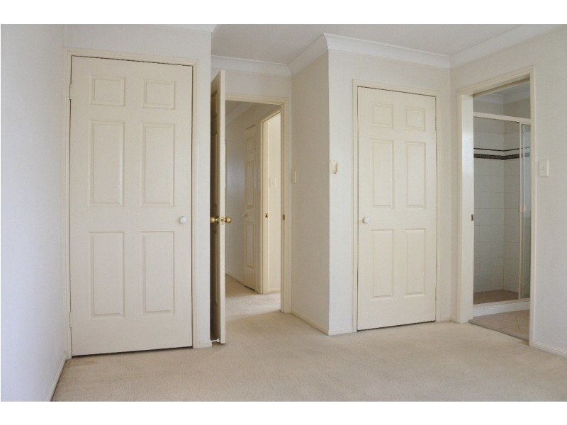 2/5 Dawson Street, Yeronga QLD 4104