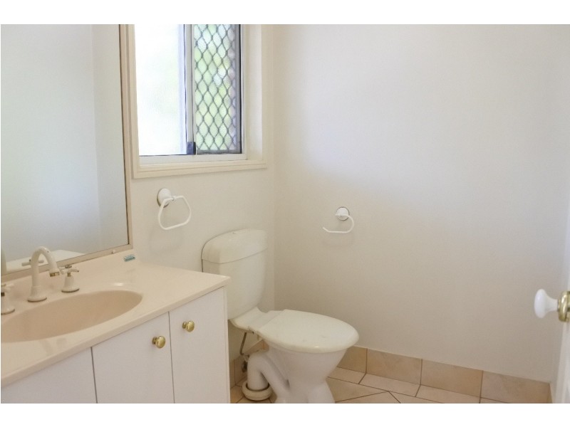 2/5 Dawson Street, Yeronga QLD 4104