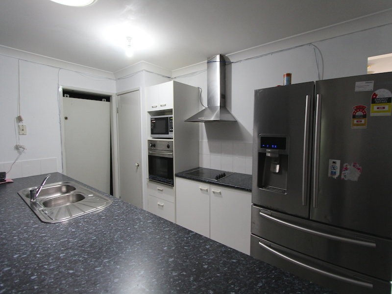 4 Templar Street, Wynnum West QLD 4178