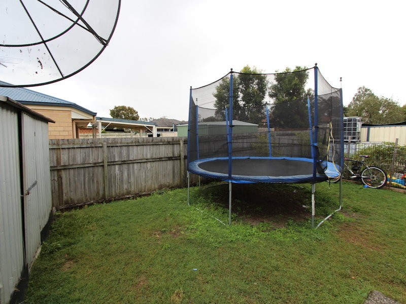 4 Templar Street, Wynnum West QLD 4178