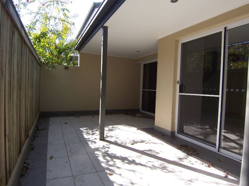 4/38 Waratah Street, Carina QLD 4152