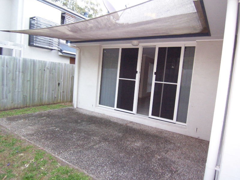 2 Merle Court, Birkdale QLD 4159