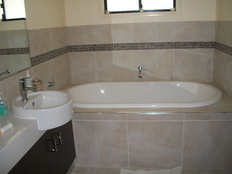 64 Greens Road, Coorparoo QLD 4151