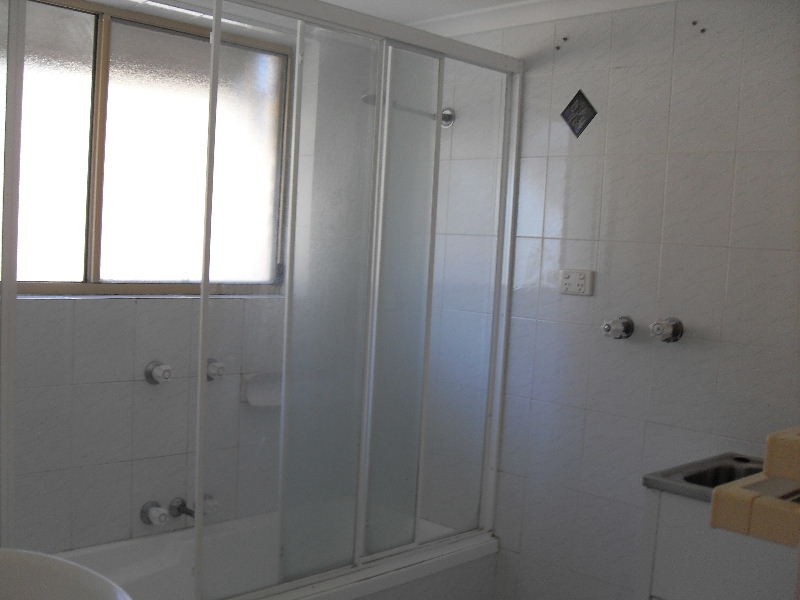 1/12 McLay Street, Coorparoo QLD 4151