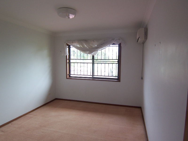 12 Lindisfarne Street, Carindale QLD 4152