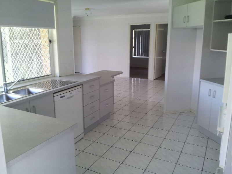10 Kirkpatrick Street, Tingalpa QLD 4173