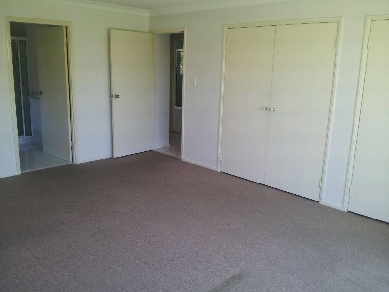 10 Kirkpatrick Street, Tingalpa QLD 4173