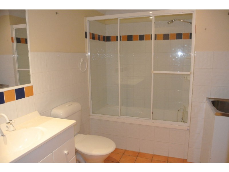 3/64 Longlands Street, East Brisbane QLD 4169