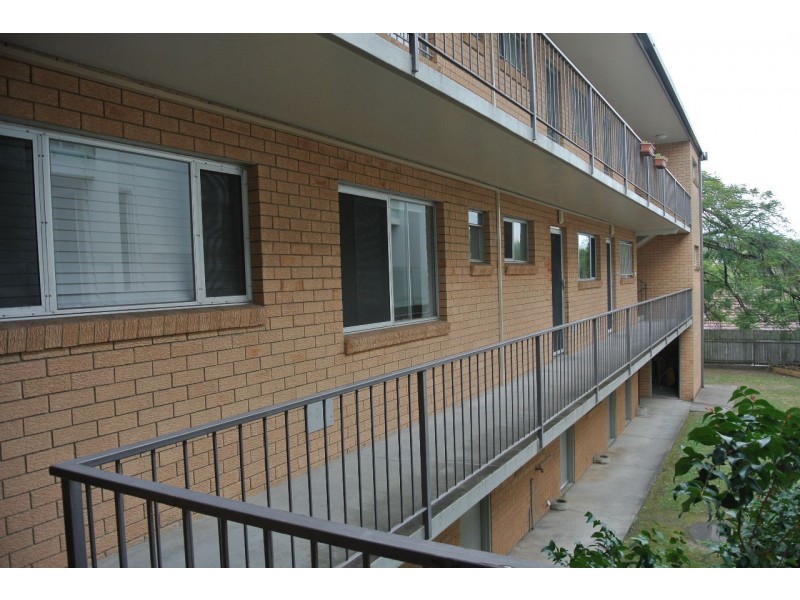 2/338 Cavendish Road, Coorparoo QLD 4151