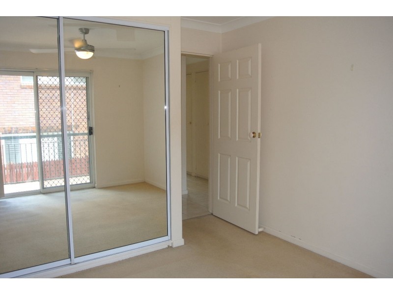 2/1 Gray Road, West End QLD 4101