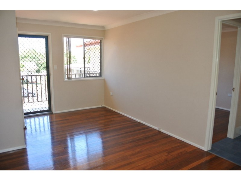 4/12 Robbies Avenue, Carina QLD 4152