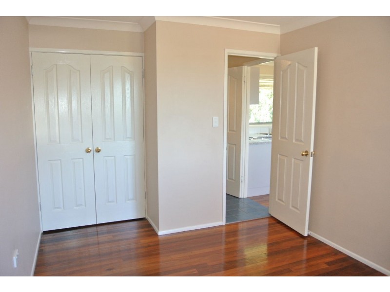 4/12 Robbies Avenue, Carina QLD 4152