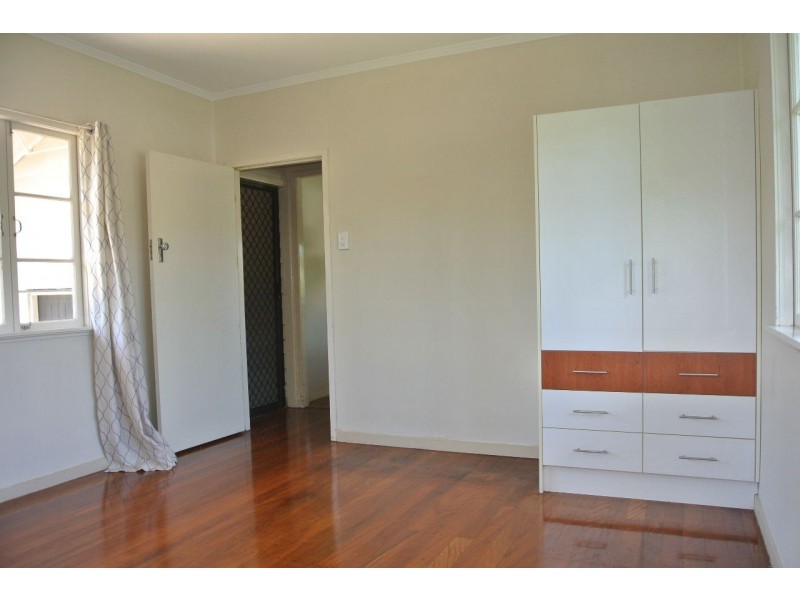 5 Rea Street, Carina Heights QLD 4152