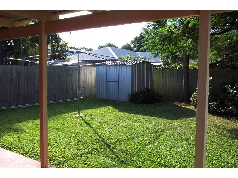 15 Richard Street, Lota QLD 4179