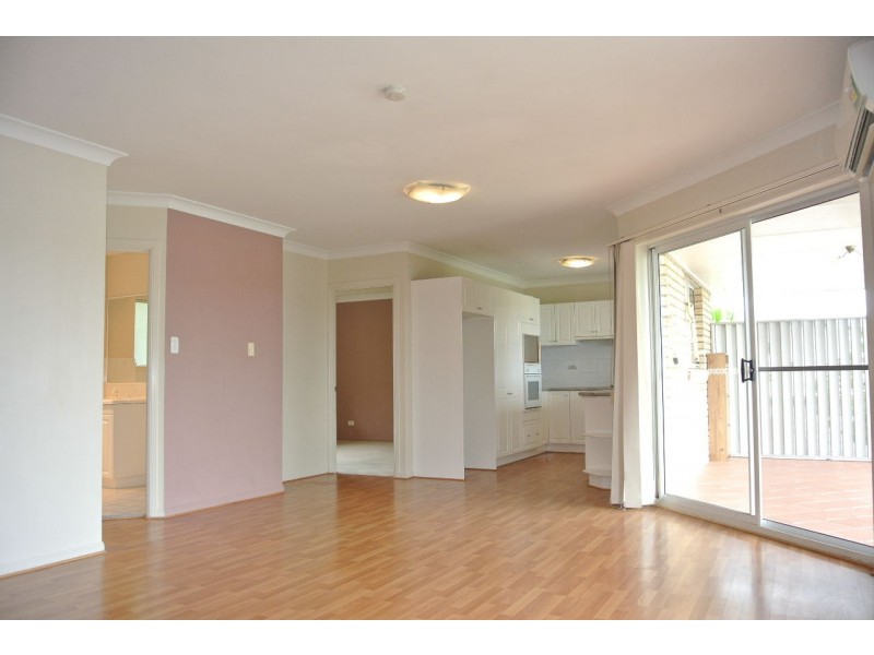 8/16 Nicklin Street, Coorparoo QLD 4151