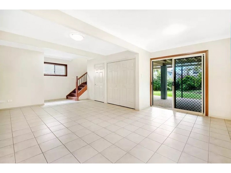 56 Akala Street, Camp Hill QLD 4152