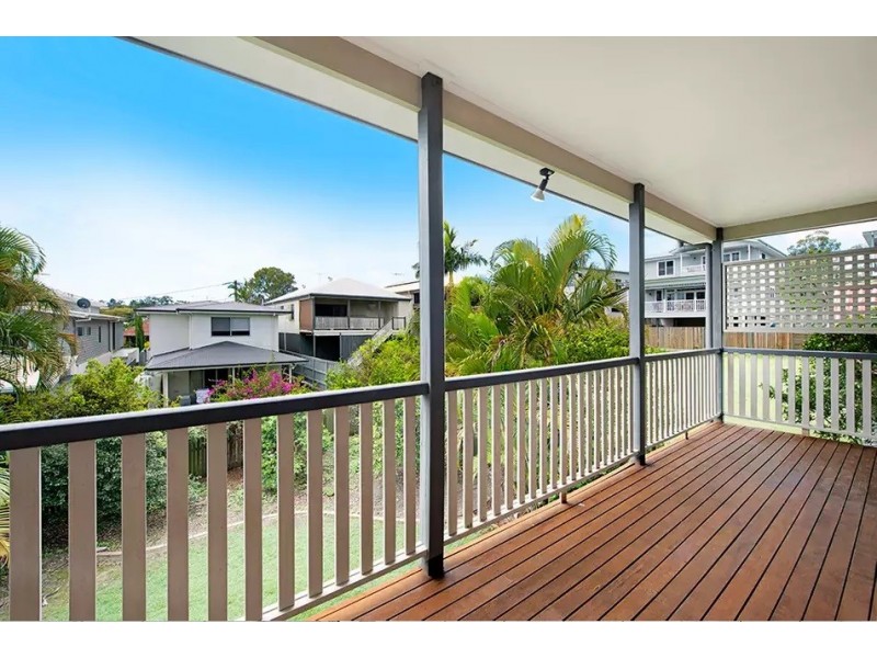 56 Akala Street, Camp Hill QLD 4152