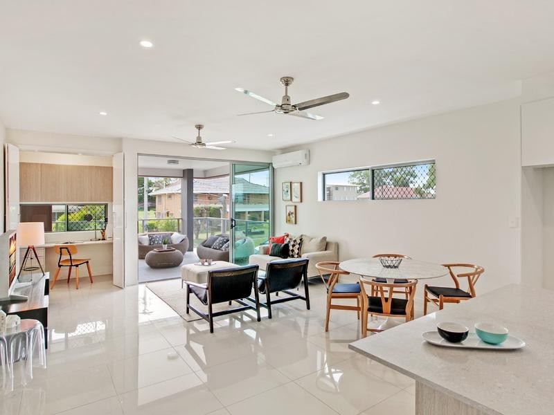 9/55 Pembroke Road, Carina QLD 4152