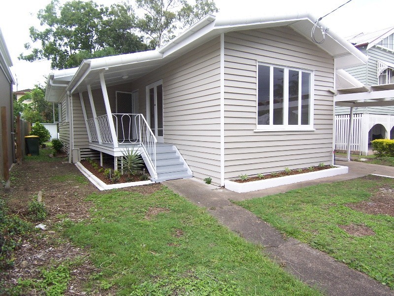 51 Watson Street, Camp Hill QLD 4152