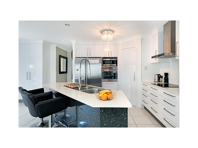 21 Araluen Street, Carindale QLD 4152