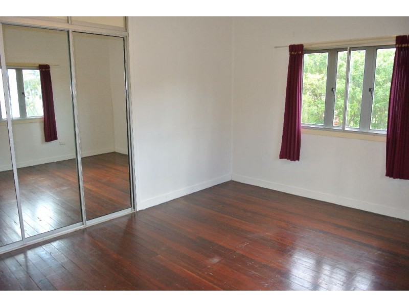 7 Dickenson Street, Carina QLD 4152