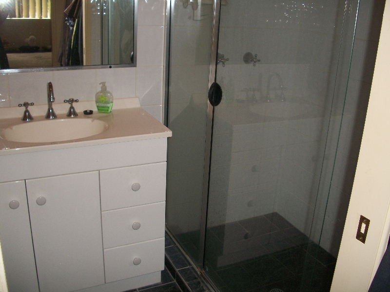 4/64 Longlands Street, East Brisbane QLD 4169