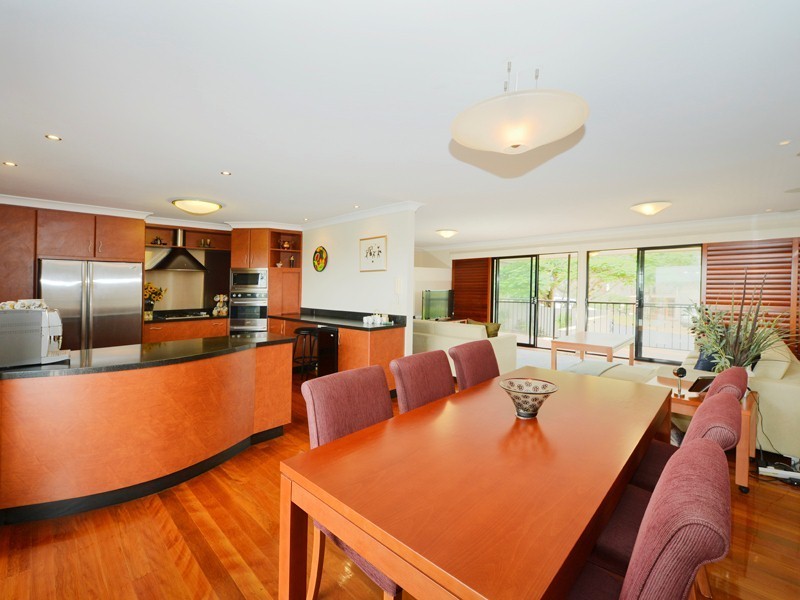 29 Pavo Street, Camp Hill QLD 4152