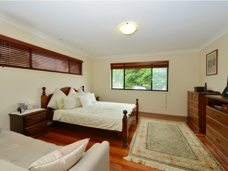 29 Pavo Street, Camp Hill QLD 4152