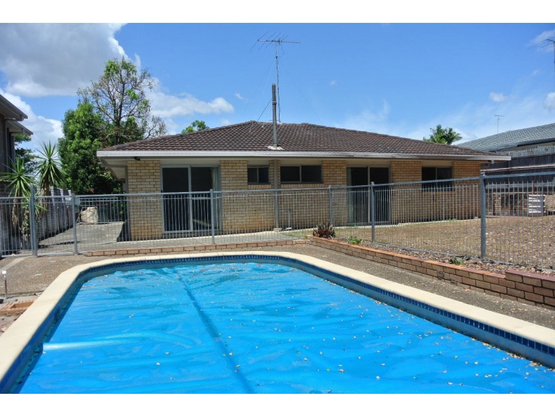28 Bluebell Street, Mansfield QLD 4122