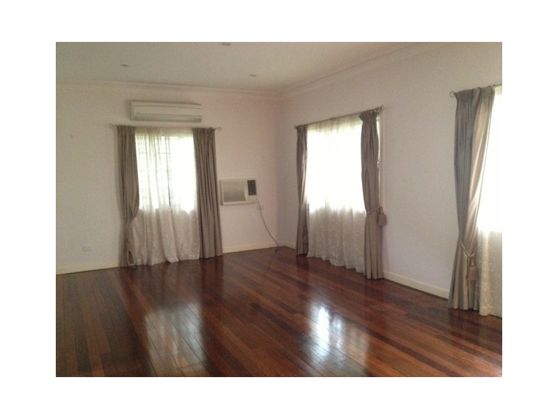 24 Sterculia Avenue, Holland Park West QLD 4121