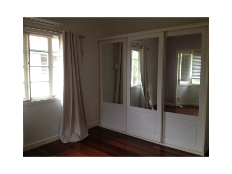 24 Sterculia Avenue, Holland Park West QLD 4121