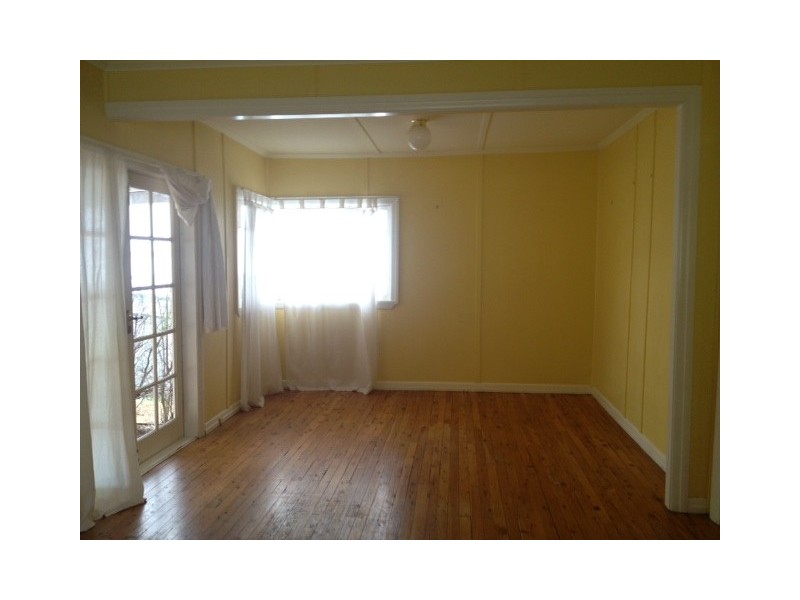 25 The Promenade, Camp Hill QLD 4152