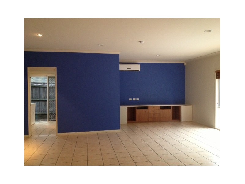 32 Amersham Crescent, Carindale QLD 4152