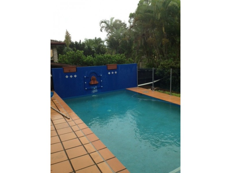 32 Amersham Crescent, Carindale QLD 4152