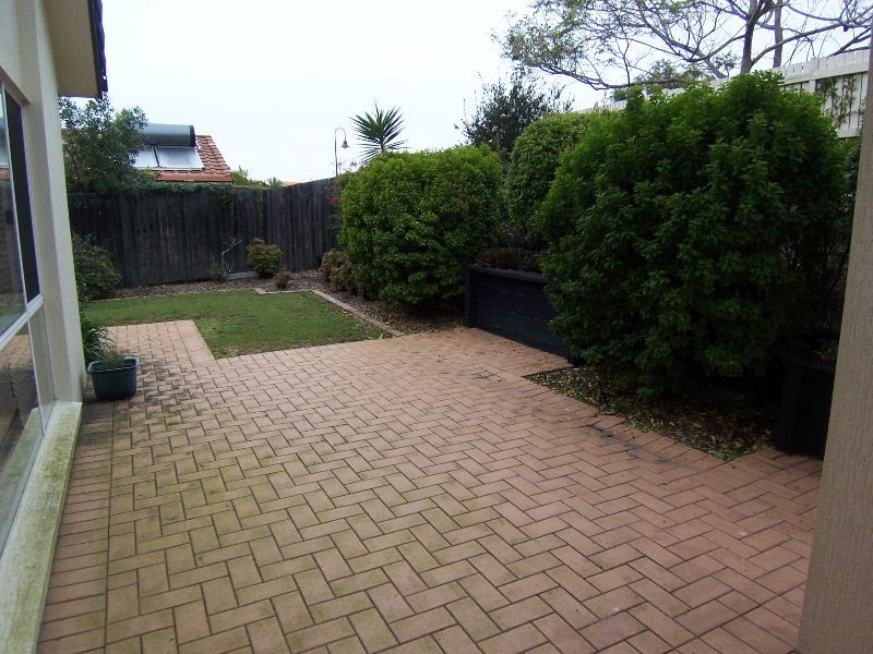 32 Amersham Crescent, Carindale QLD 4152