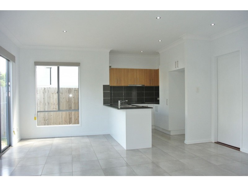 1/19 Waratah Avenue, Carina QLD 4152