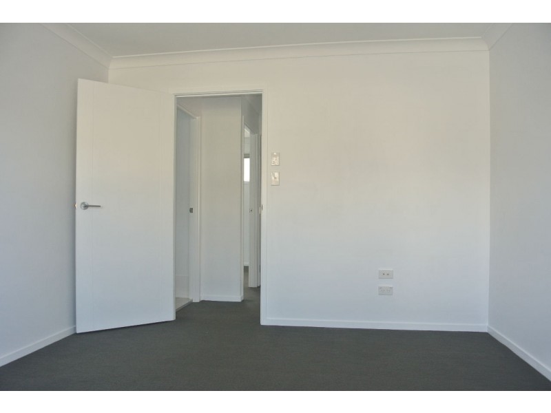 1/19 Waratah Avenue, Carina QLD 4152