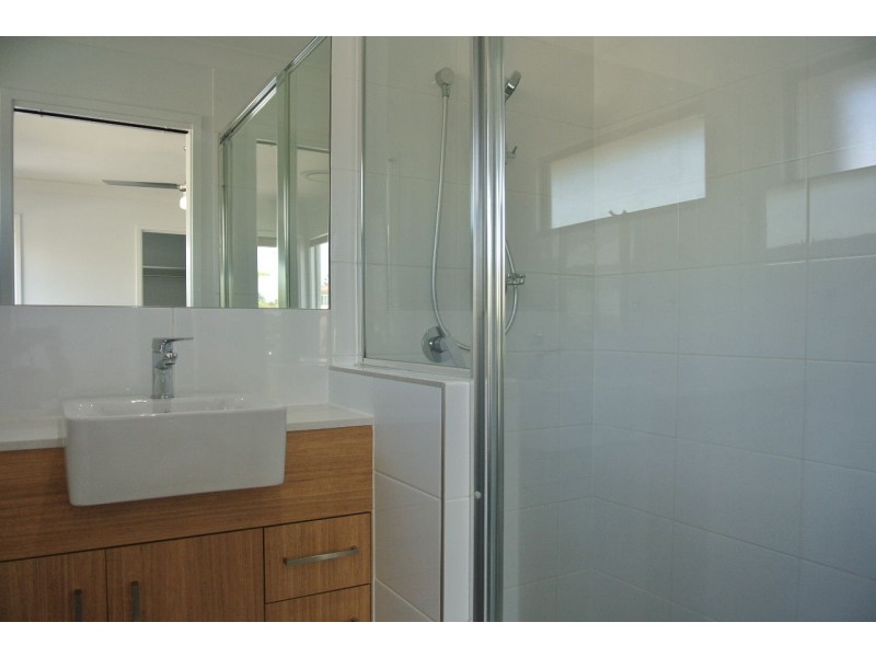 1/19 Waratah Avenue, Carina QLD 4152