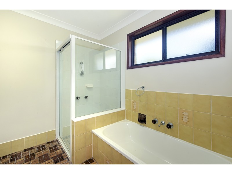 20 Sherborne Street, Carindale QLD 4152