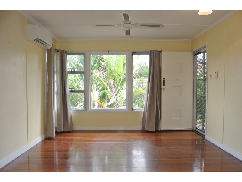 8 Dowrie Street, Upper Mount Gravatt QLD 4122